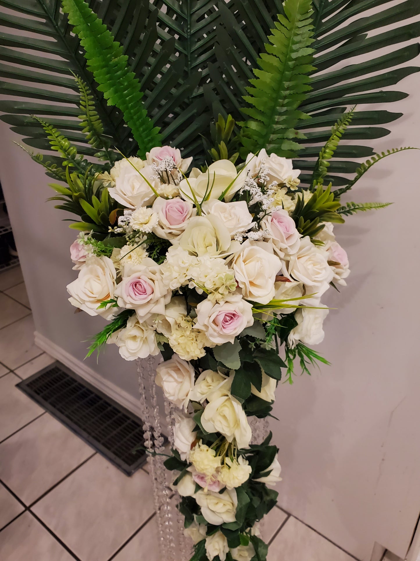 Floral stands rental