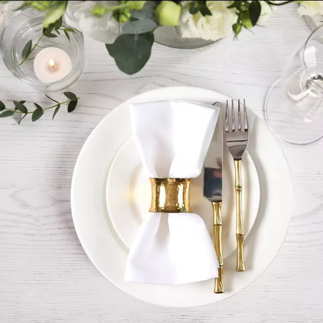 Table linen - White napkins