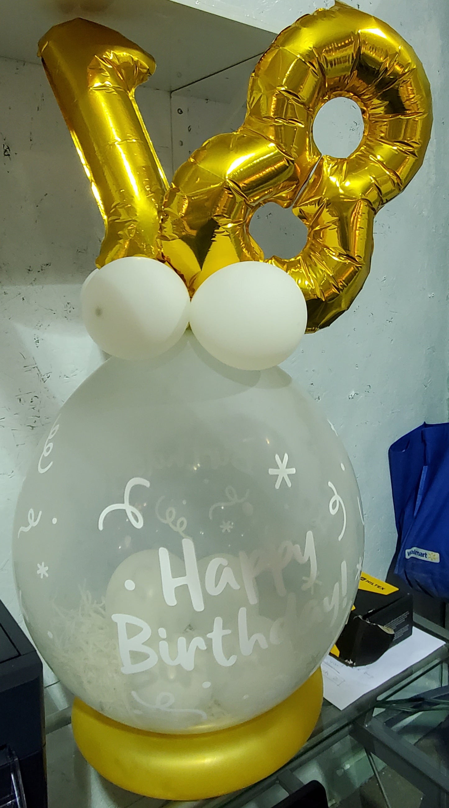 Gift basket balloon - birthday