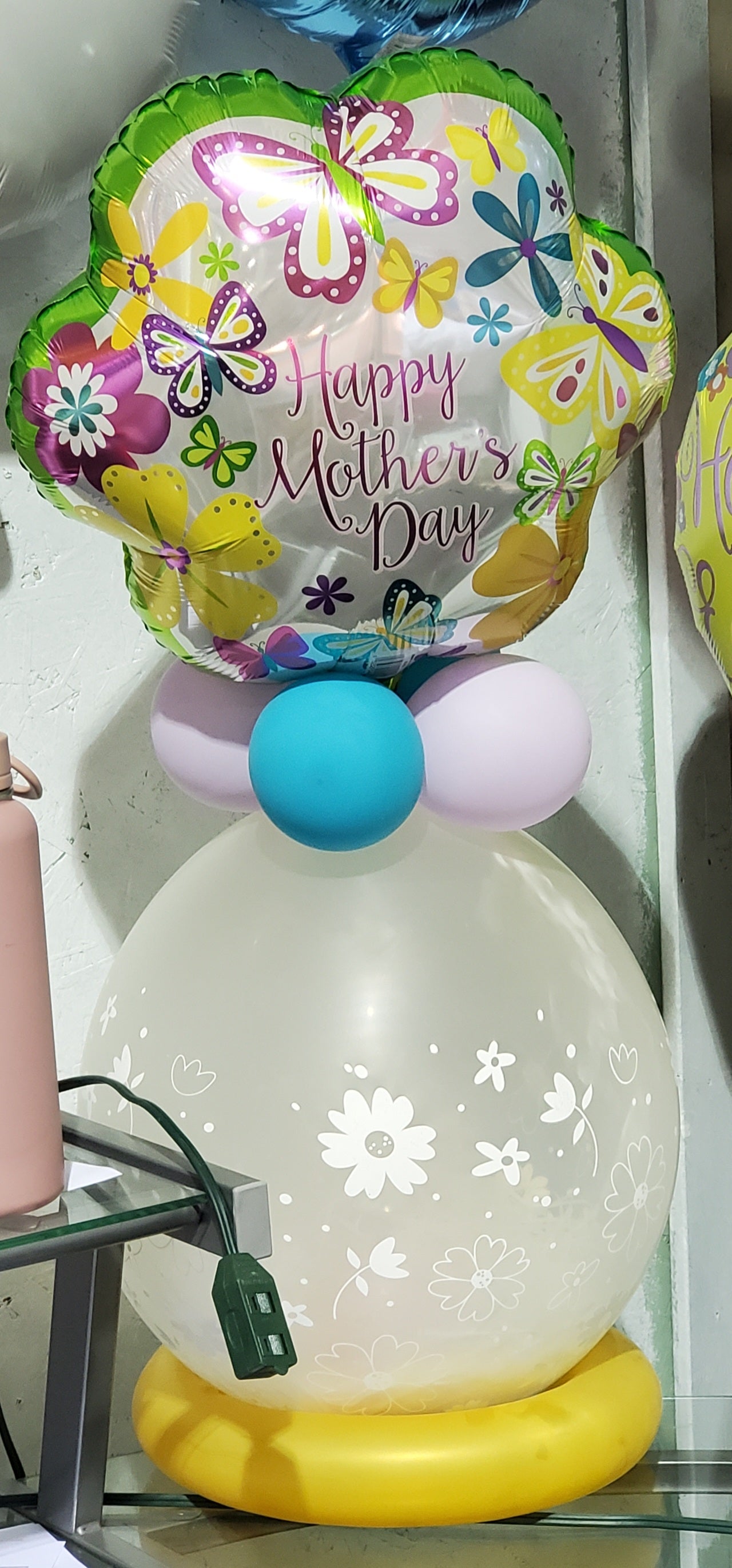 Gift basket wrapping - mothers day