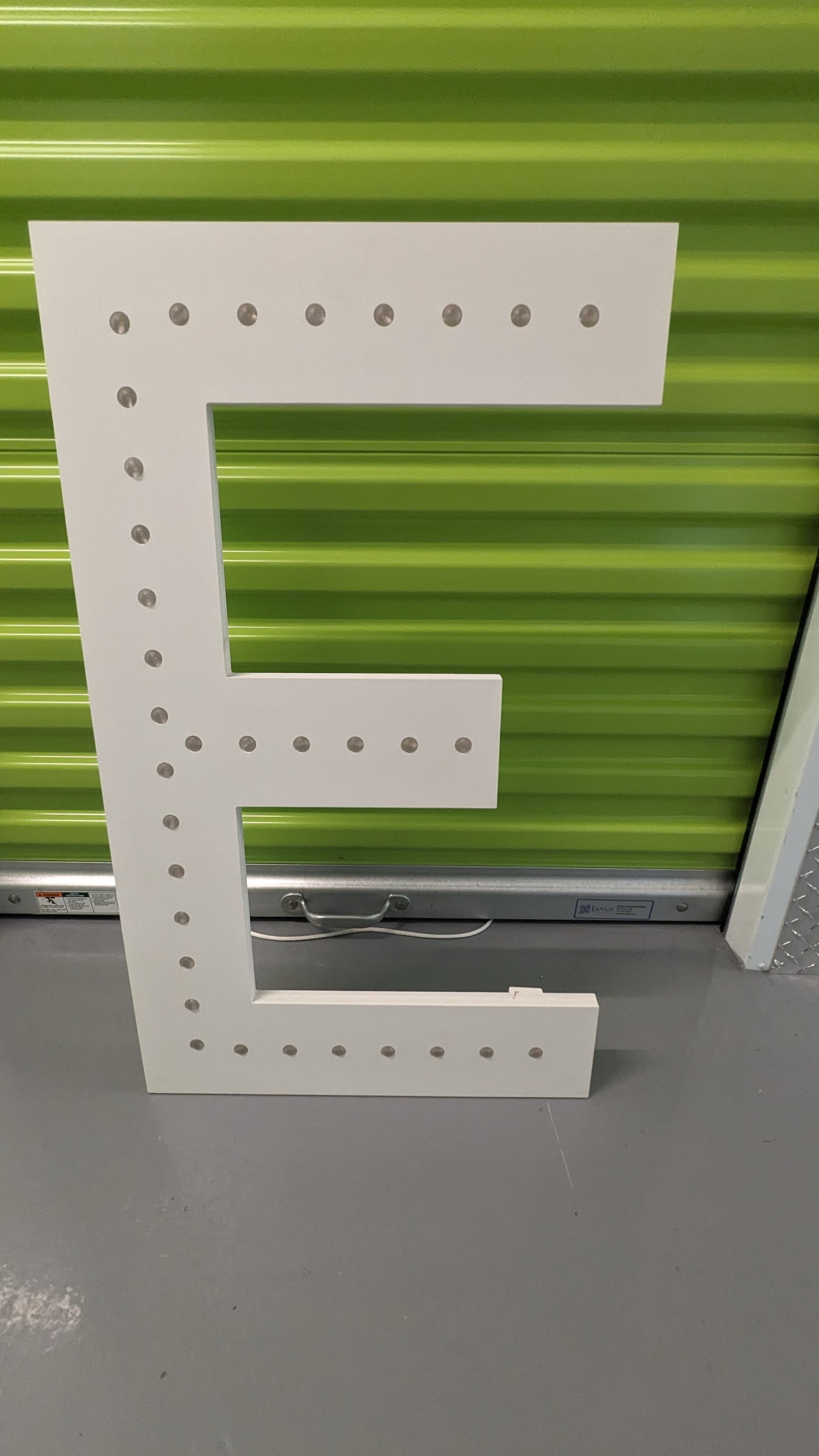 Marquee Letter 2.5" -Letter E