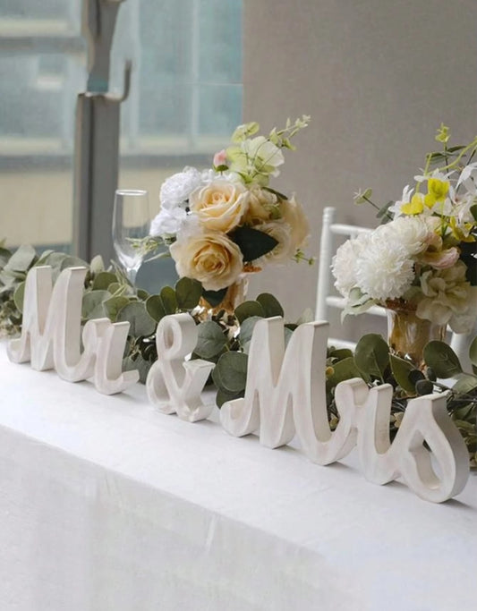 Wedding planner - month of/On-day of wedding coordination